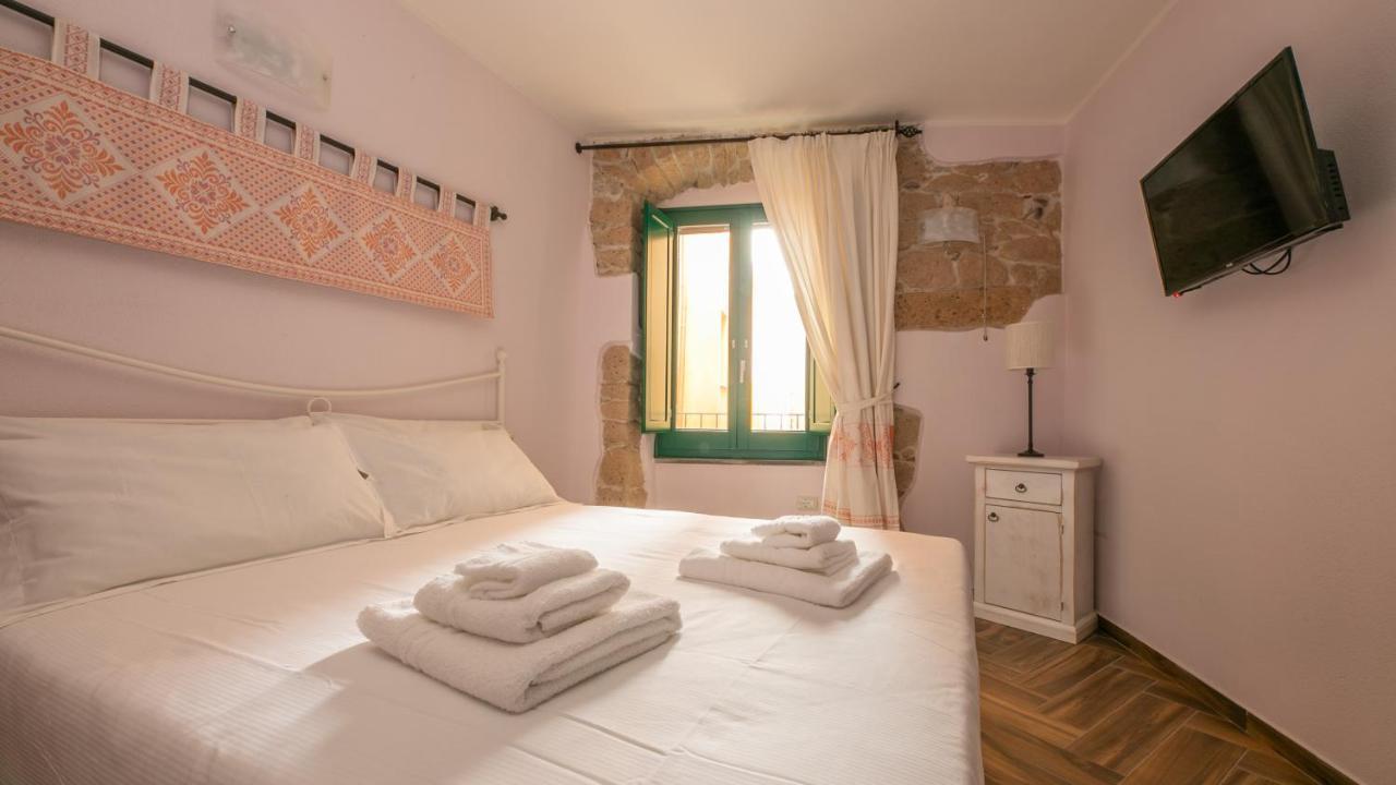 Sardinian Gallery Fonte Bosa Εξωτερικό φωτογραφία