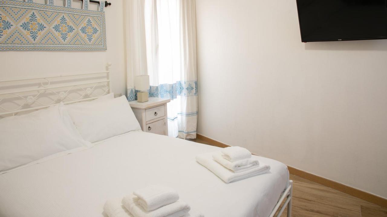 Sardinian Gallery Fonte Bosa Δωμάτιο φωτογραφία