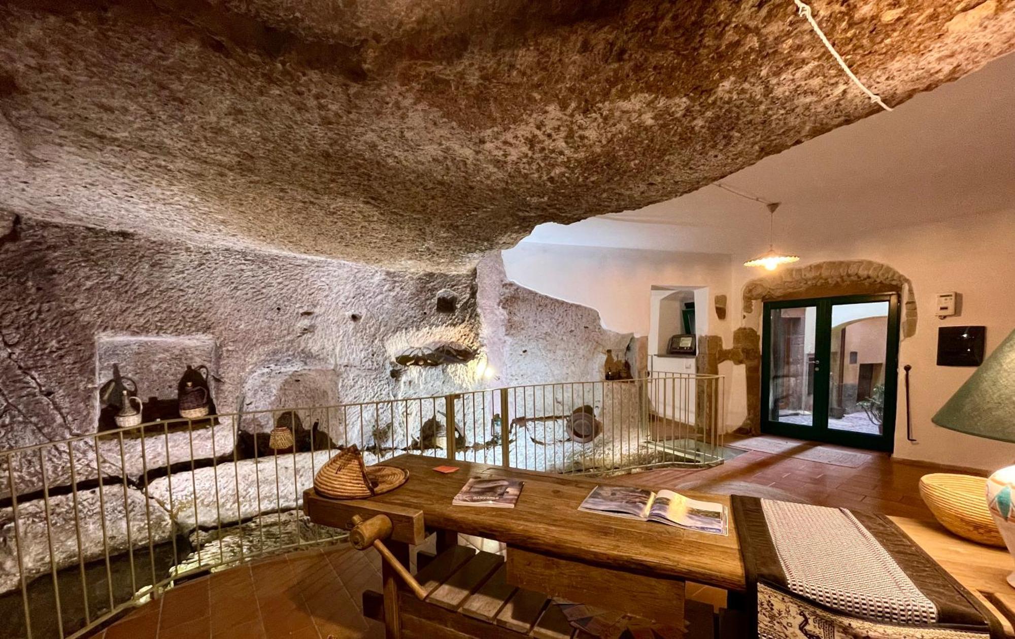 Sardinian Gallery Fonte Bosa Εξωτερικό φωτογραφία